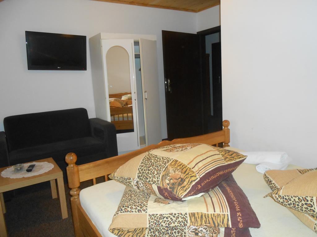 Magdalenka - Pokoje W Centrum Szczyrk Zimmer foto