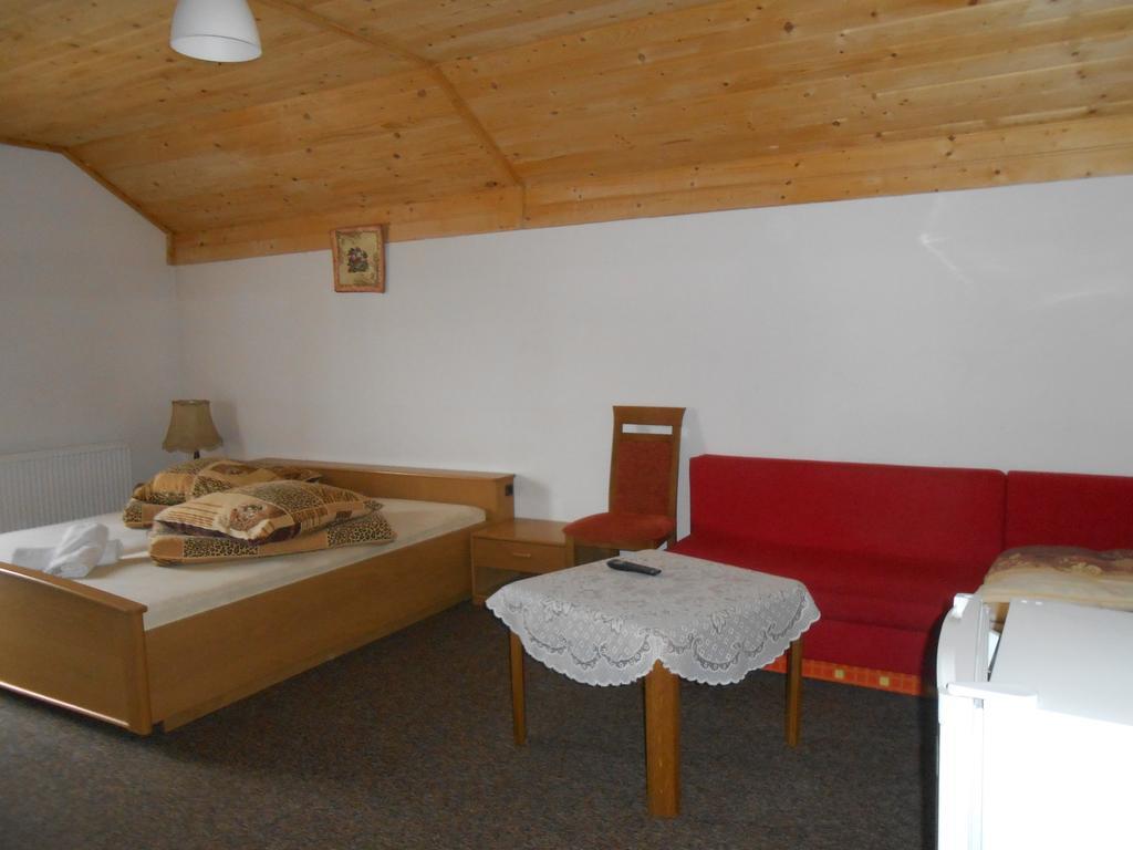 Magdalenka - Pokoje W Centrum Szczyrk Zimmer foto